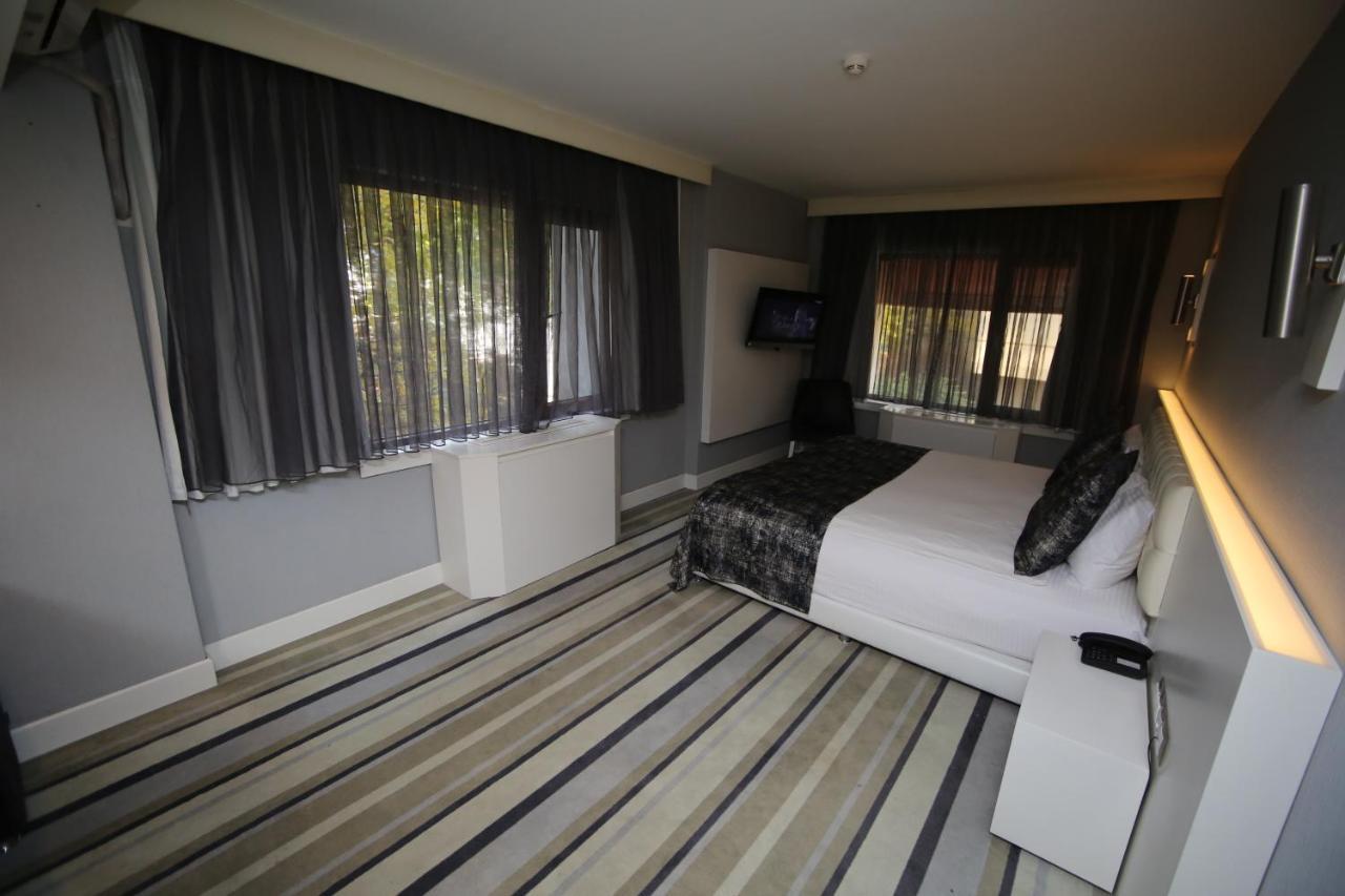 Grand Nora Hotel